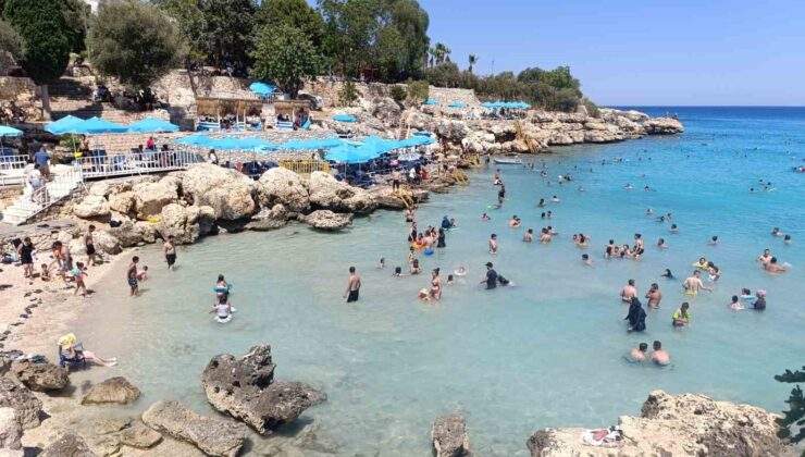 Mersin’de sıcaklıklar arttı, sahillerde yoğunluk yaşandı