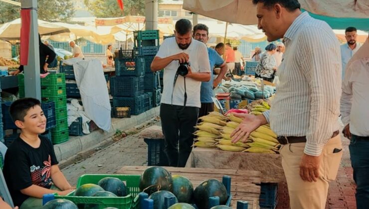 Minik pazarcılar ile başkanın gülümseten anları