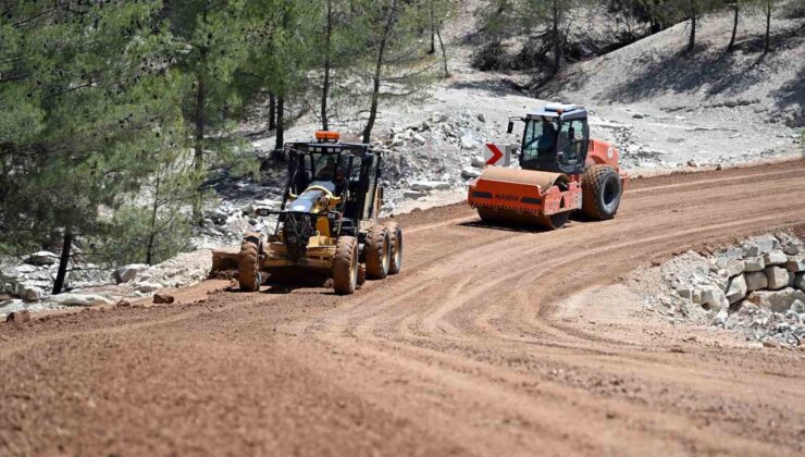 Mut’ta 9 mahalleyi birbirine bağlayan grup yolu genişletildi