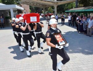 Polis memuru kaza kurşunuyla hayatını kaybetti