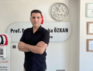 Prof. Dr. Özkan: “40’lı yaşlarda diş kaybı alarmı nedeni erken menopoz”