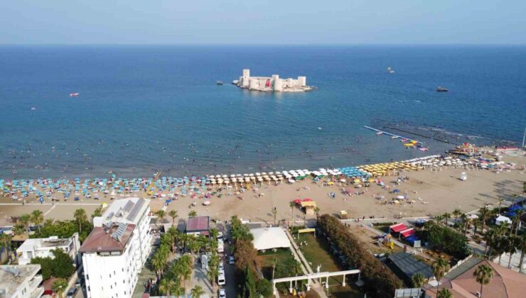 Sıcak ve nem arttı, sahillerde yoğunluk başladı