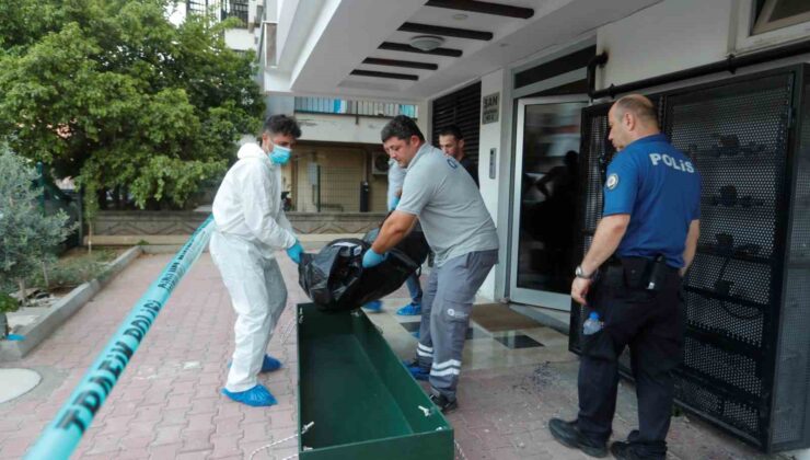 Banyoda boğazı kesilerek öldürülmüştü: 3 şüpheli adliyeye sevk edildi