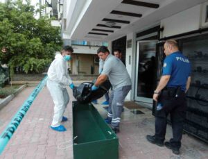Banyoda boğazı kesilmiş olarak bulunmuştu, şüphelinin ifadesi ortaya çıktı