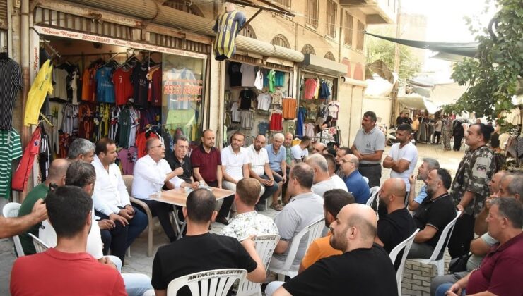 Başkan Yapar, Uzun Çarşı esnafıyla bir araya geldi