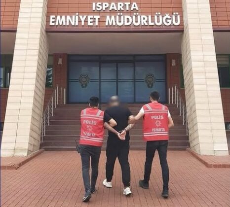 Cinsel saldırı ve yaralama suçluları yakalanarak cezaevine gönderildi